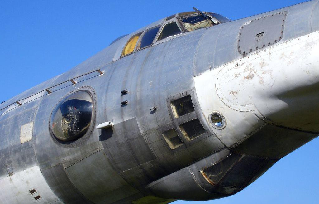 Trong suốt thập niên 1960, 1970, máy bay ném bom M-4 là cơn ác mộng của NATO khi chúng có thê mang bom hạt nhân và bay xuyên lục địa.