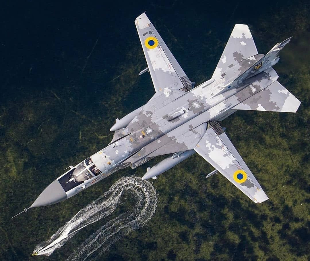 Cuối tuần vừa rồi, quân đội Ukraine vừa chính thức tuyên bố mở không phận cho các máy bay của NATO. Theo công bố này, các máy bay của NATO có thể bay vào không phận Ukraine tiến hành tuần tra.