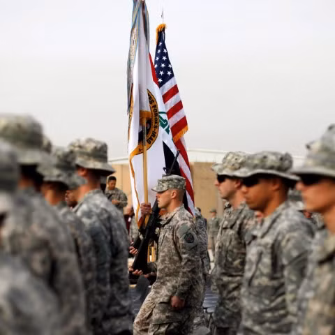 Kể từ thời Tổng thống Bush cho tới nay, quân đội Mỹ cùng đồng minh vẫn "cần mẫn" tham chiến ở Iraq, tuy nhiên mục đích của cuộc chiến đã đổi từ "tìm vũ khí hủy diệt hàng loạt", sang "bình định và chống khủng bố".