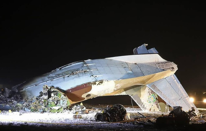 Theo các thông tin mới nhất, vụ rơi vận tải cơ An-26 vừa xảy ra ở Kazakhstan hôm 13/3 vừa rồi đã khiến 4 người thiệt mạng và 2 người khác bị thương.