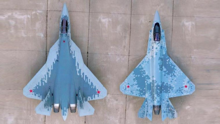 Hôm 3/12, trong chuyến thăm của Tổng thống Pháp Emmanuel Macron tới UAE, một hợp đồng kỷ lục trị giá hơn 19 tỷ USD nhằm cung cấp 80 máy bay chiến đấu Rafale và 12 trực thăng vận tải quân sự Caracal cho UAE đã được ký kết.