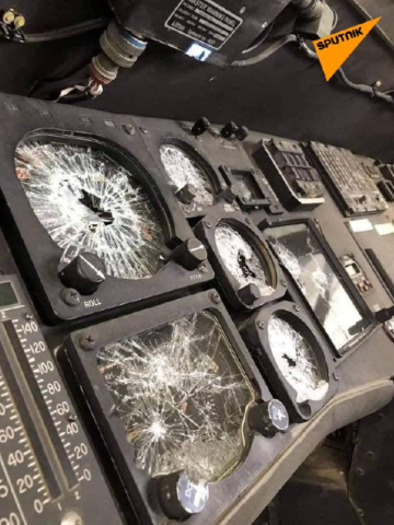 Bên trong một chiếc trực thăng đã bị đập vỡ sau khi Mỹ bỏ lại tại chiến trường Afghanistan.