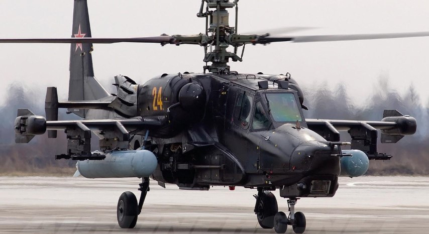 Hãng Kamov chế tạo trực thăng Ka-50 Black Shark với ngoại hình khác biệt hoàn toàn với các dòng trực thăng của hãng trước đó. Phần buồng lái có thiết kế góc cạnh khá giống với trực thăng Mi-28.