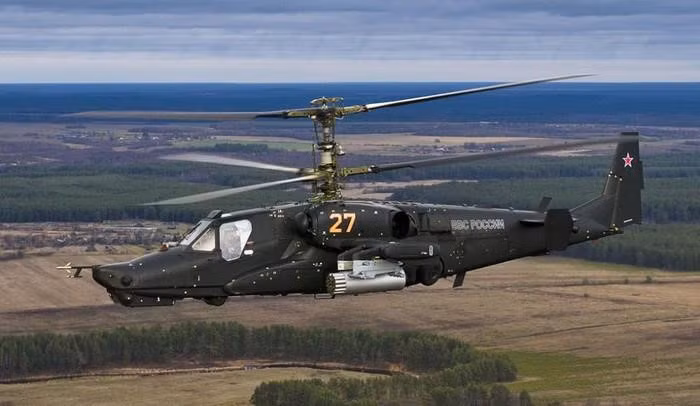 Hệ thống kiểm soát bắn tự động chia sẻ tất cả các thông tin mục tiêu giữa 4 chiếc Black Sharks cùng lúc.