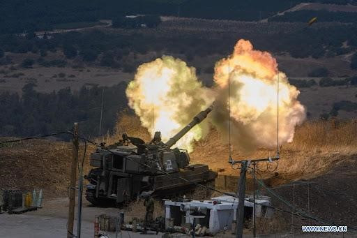 Báo chí tại Nga bình luận, phía Israel đang cố tình thực hiện một hành động khiêu khích, bởi vì thực sự không cần thiết phải tấn công vào lãnh thổ Syria theo cách như vậy.