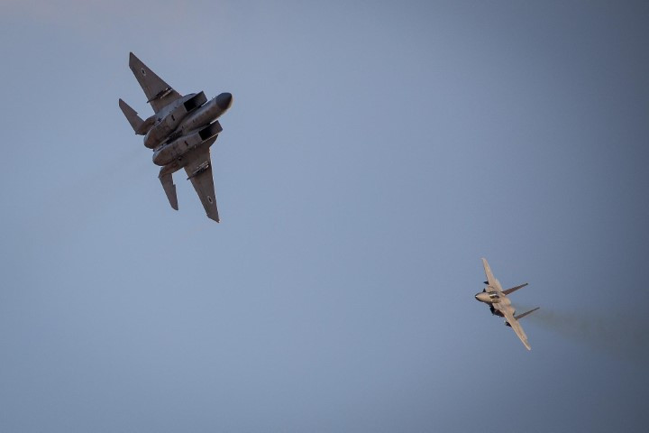 Nguồn tin Iran cho biết, không có trường hợp tử vong nào do trận không kích của Israel, bởi vì radar của họ được lắp đặt trong khu vực đã cảnh báo kịp thời về cuộc tấn công, mặc dù một số cơ sở của Iran thực sự bị phá hủy.