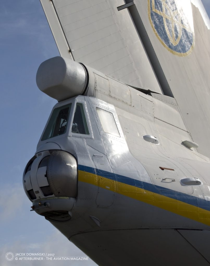 Bản thân các máy bay ném bom B-52 của Mỹ sử dụng trong chiến tranh Việt Nam, cũng đã không thể phát huy được tác dụng của súng máy đuôi, khi thường xuyên bay đêm, và chủ yếu bị hạ bằng tên lửa.