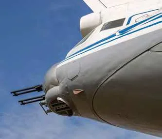Các súng máy đuôi này sẽ giúp máy bay vận tải Il-76 có khả năng tự vệ trước các mối đe dọa từ đối phương, tuy nhiên không rõ các khẩu súng máy này có khả năng bắn hạ tên lửa đối không hay không.