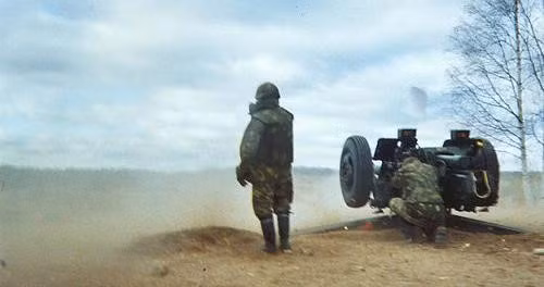 Thiết kế này giúp thời gian triển khai và thu hồi của D-30 nhanh hơn các mẫu pháo kéo thông thường.