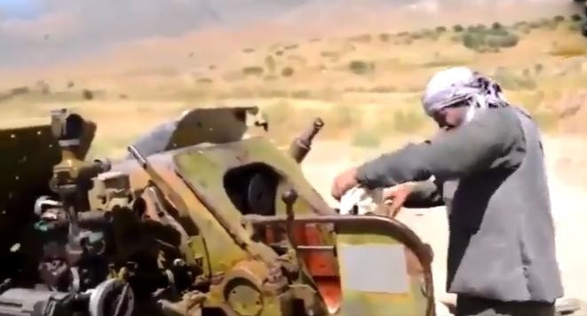 Hiện không rõ số vũ khí hạng nặng của lực lượng FANR là do Liên minh Phương Bắc trước đây để lại hay họ được từ bên ngoài viện trợ.