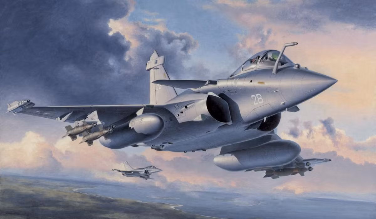 Như vậy chiến đấu cơ Rafale đã ngay lập tức được tung vào chiến trường thử lửa chỉ sau 4 năm chúng vào biên chế. Chương trình chiến đấu cơ Rafale được bắt đầu vào năm 1981, chuyến bay đầu vào năm 1986 chính thức đi vào trang bị năm 2000, tuy nhiên mãi tới năm 2007 Rafale mới đạt được tình trạng hoạt động chiến đấu đầy đủ nhất.