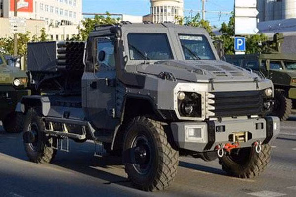 Tuy nhiên ưu điểm của vũ khí này nằm ở độ cơ động cao, giá thành rẻ của từng phát bắn, dễ dàng tích hợp giàn phóng lên những phương tiện mang vác khác nhau.