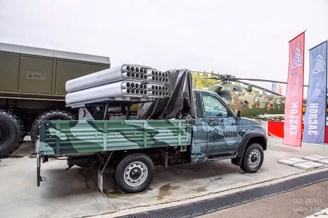 Một hệ thống pháo phản lực phóng loạt (MLRS) hạng nhẹ thế hệ mới có thể sớm xuất hiện trong biên chế Quân đội Nga. Loại vũ khí này đang được phát triển bởi các chuyên gia của NPO SPLAV - một phần của Tekhmash Concern.