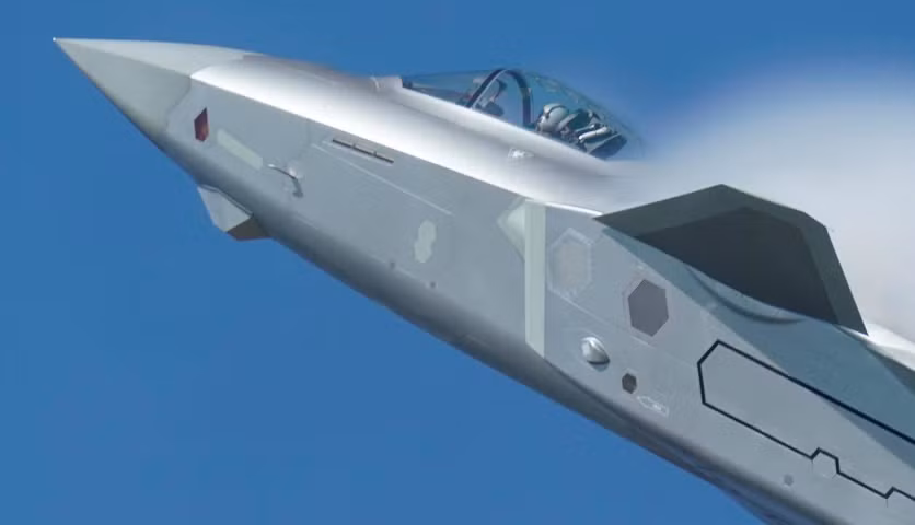 Giới chuyên gia nhận định J-20 là câu trả lời cho F-22 và F-35, hai mẫu tiêm kích tàng hình hàng đầu của Mỹ.