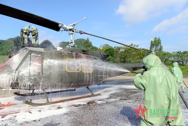 Tiêu tẩy tỉ mỉ.