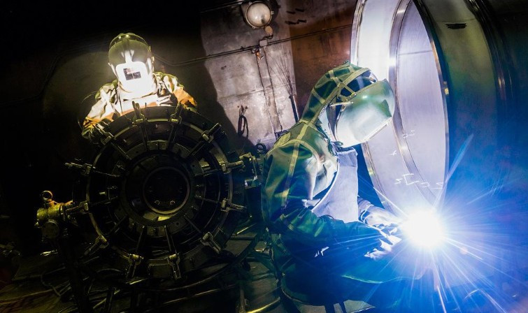 Chính vì vậy Nga đang phải bắt đầu phát triển những dòng cơ cơ mà không có sự trợ giúp của Ukraine. Công bằng mà nói, với tiềm lực khoa học kỹ thuật, Moscow vẫn có thể làm được những cái họ muốn mà không cần có Kiev.