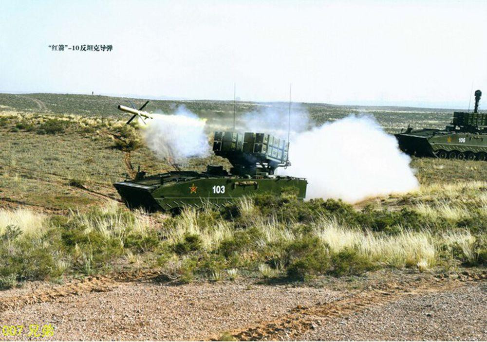 Hệ thống tên lửa chống tăng (ATGM) này có khả năng tiêu diệt mục tiêu ở khoảng cách lên đến 10 km. Tên lửa sau khi phóng sẽ bắt mục tiêu, độc lập lao từ trên cao xuống nhằm thẳng nóc xe - nơi được bọc giáp mỏng nhất, đảm bảo xác suất tiêu diệt lên tới 100%.