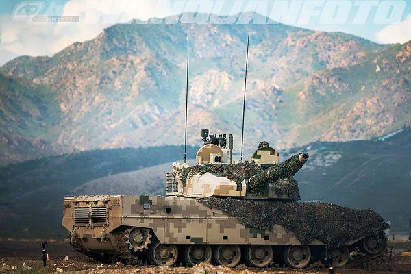 Xe tăng Trung Quốc - Ấn Độ tiếp tục... so kè thông số kỹ thuật Xe tang Trung Quoc - An Do tiep tuc... so ke thong so ky thuat