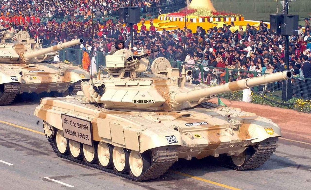 Lựa chọn duy nhất cho quân đội Trung Quốc là dựa vào số lượng. Nhưng vấn đề là ở Ladakh rất khó tìm được không gian cho một trận chiến xe tăng quy mô lớn do do địa hình hiểm trở và chật hẹp.