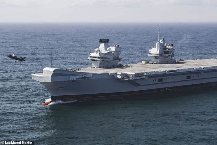 Trong khi đó, tiêm kích F-35 được biết chứa nhiều hệ thống và cảm biến cực kỳ tối tân. Sẽ là một tình huống rất khó chịu cho cả Mỹ cũng như Anh nếu chúng bị rơi vào tay Nga hoặc Trung Quốc.