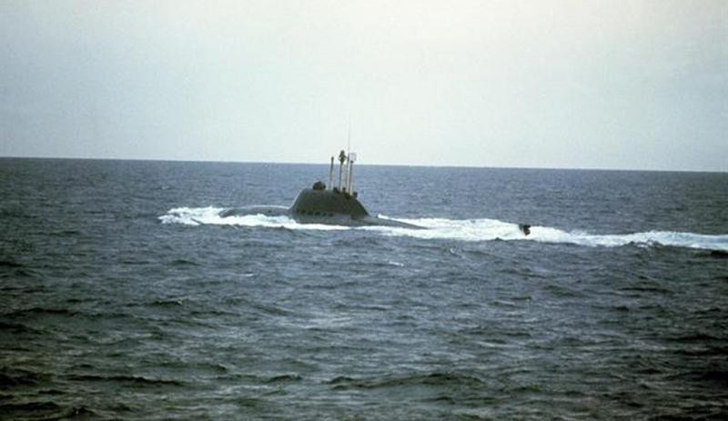 Ngoài ra, tàu còn có 18 ngư lôi 53-65K hoặc ngư lôi siêu khoang VA-111.