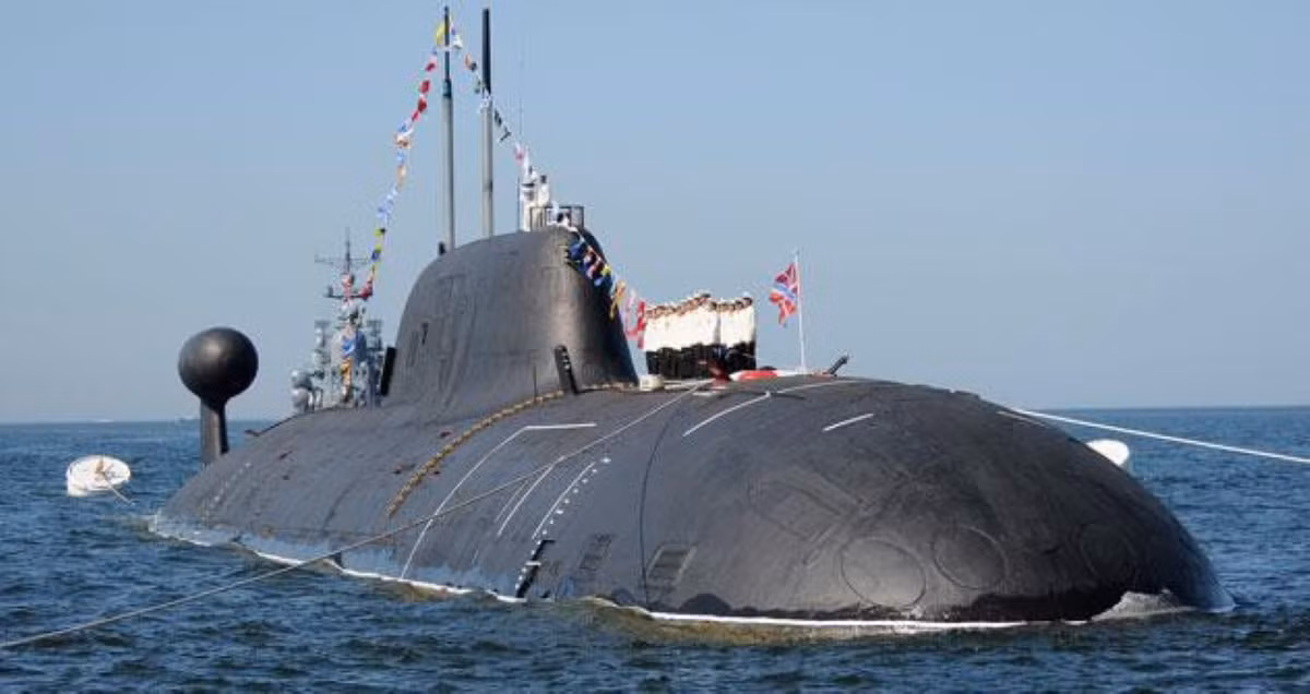 Vào năm 2019, Ấn Độ đã ký thỏa thuận với Nga để thuê một tàu ngầm hạt nhân khác trong 10 năm với giá 3 tỷ USD. Theo điều khoản chi tiết, chiếc Chakra III cần được bàn giao cho hạm đội hải quân Ấn Độ trước năm 2025.