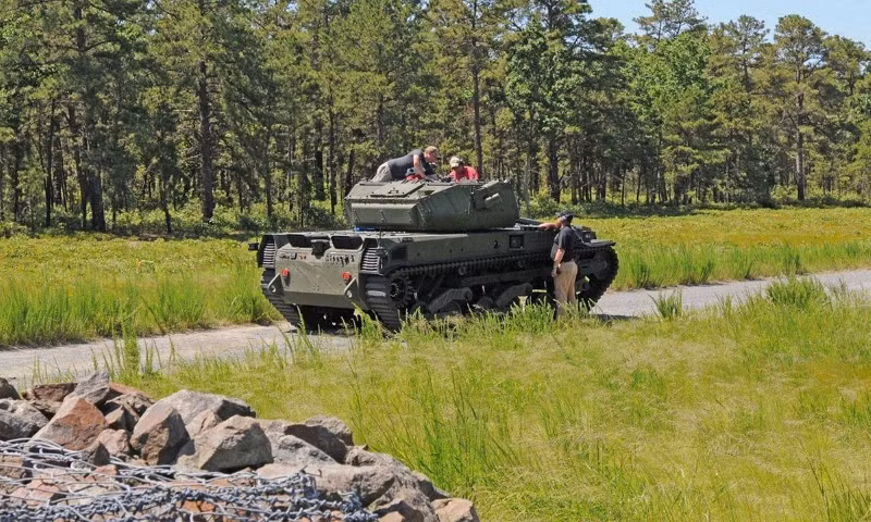 Lục quân Mỹ đang xem xét đưa M5 Ripsaw vào chương trình phát triển Phương tiện Chiến đấu Robot hạng trung (RCV-M), nằm trong đề án phát triển Phương tiện Chiến đấu Đa chức năng Thế hệ tiếp theo (NGCV-CFT) của quân đội Mỹ.