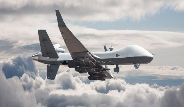 Trước đây Mỹ chỉ trang bị cho MQ-9 những tên lửa tiềm nhiệt và tên lửa chống tăng, tuy nhiên họ đang có tham vọng biến cỗ máy chết người này thêm mạnh mẽ với việc trang bị các tên lửa có dẫn đường bằng radar.