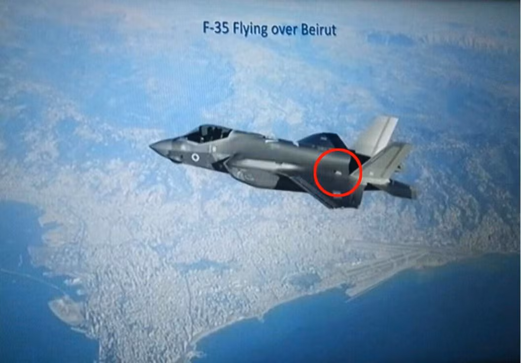 Nguyên nhân được giải thích rằng trong các chuyến bay trinh sát hoặc luyện tập, F-35 luôn hoạt động ở độ cao lớn và đeo thiết bị làm tăng diện tích phản xạ radar (RCS) có tên Luneberg Lens, khiến chỉ số RCS của nó chẳng khác gì tiêm kích thế hệ 4.