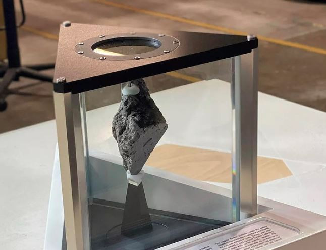 NASA cho Nha Trang muon da Mat Trang 3,9 ty nam tuoi