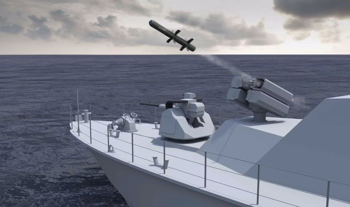 Trong video, các quả đạn được phóng lên từ chiến hạm Israel ở ngoài khơi Gaza, sau đó bắt đầu sục sạo, khóa mục tiêu và lao thẳng đến đích.