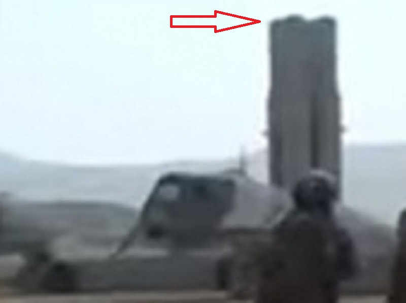 Ngoài ra, toàn bộ các cơ cấu phóng trong đoạn video dường như cũng chỉ được trang bị ba tên lửa, đây là một điều khá lạ lẫm.