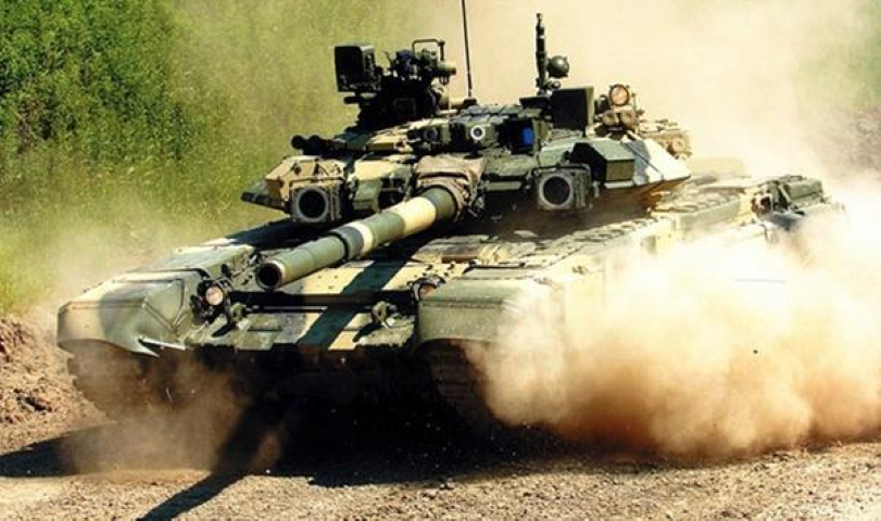 Có thể nói nhìn vào thông số, xe tăng T-90 là một chiến xa tuyệt vời, chúng ra đời để khắc phục những yếu điểm của xe tăng T-72 và xe tăng T-80.