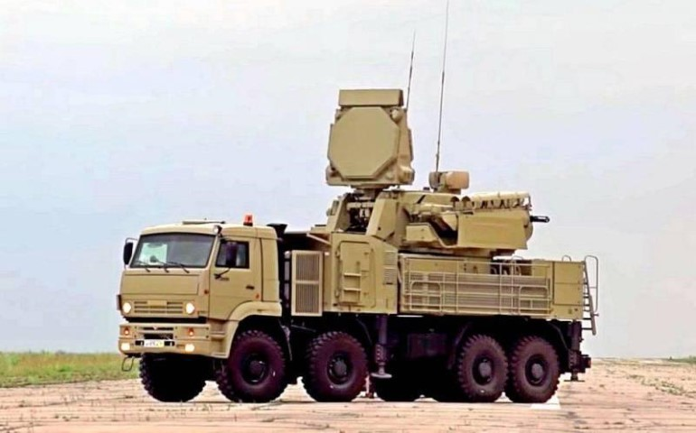 Điều này rõ ràng quá phức tạp và cồng kềnh, không tương xứng khi phải đối đầu một phương tiện tác chiến tương đối đơn giản của đối phương, dễ bị phản kích bởi pháo binh hay các hệ thống tên lửa chiến trường.