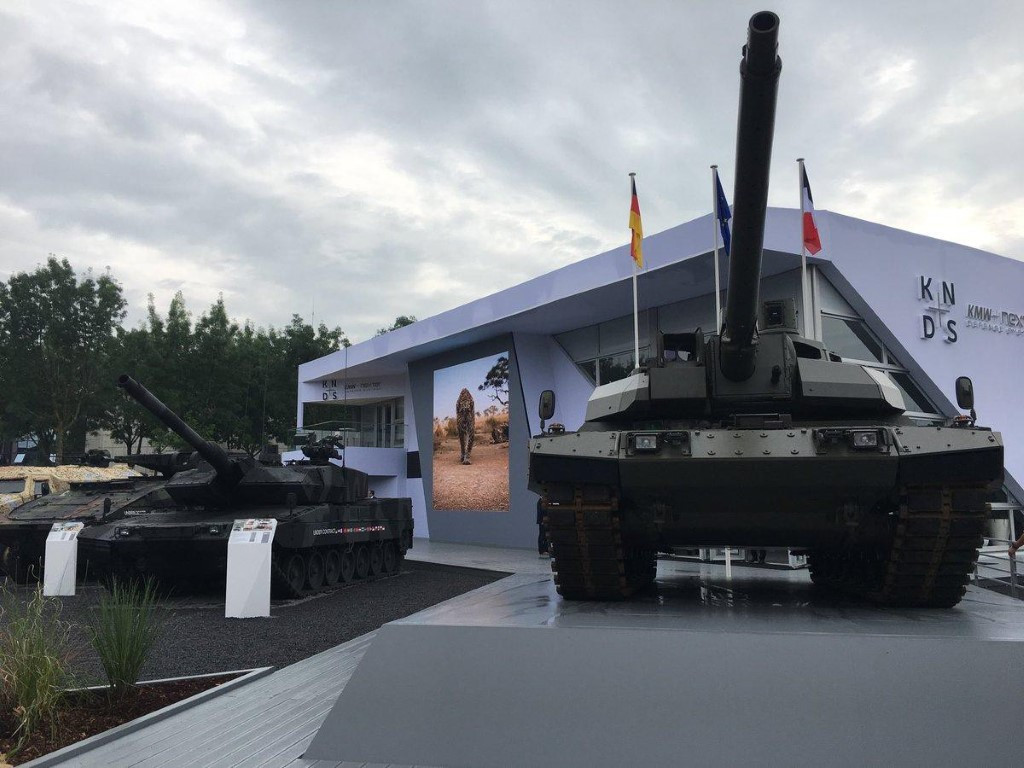 Nexter đã nhắc đến con số này trên kênh thông tin chính thức của mình nhiều lần, họ đề cập đến kinh nghiệm phát triển từ cuối thập kỷ trước trên một mẫu xe tăng Leclerc thử nghiệm.