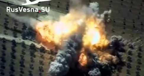 Nguồn tin từ Syria nói thêm, chỉ trong một đêm, phi cơ quân sự của Nga có thể đã tiêu diệt tới 200 tay súng khủng bố, hơn nữa trang thiết bị của những phiến binh được cho là do Thổ Nhĩ Kỳ cung cấp cũng bị phá hủy.