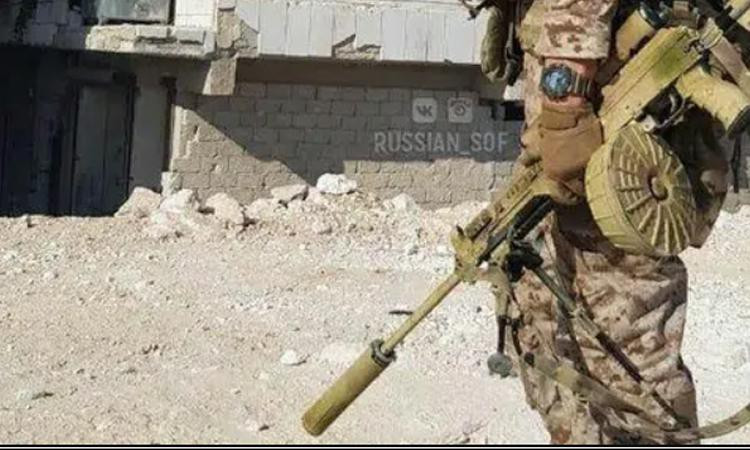 Trung liên RPK-16 là dòng súng trung liên được mới nhất được hãng Kalashnikov vào năm 2016. Điều đặc biệt là ngay sau khi hoàn thiện, RPK-16 đã được bí mật mang sang chiến trường Syria để thực chiến. Hình ảnh súng PRK-16 trong tay lực lượng đặc nhiệm Nga.