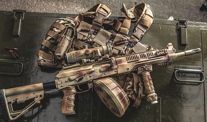 Sử dụng một số thành phần cấu tạo từ polyme giúp RPK-16 có độ chắc chắn trong khi trọng lượng nhẹ hơn.