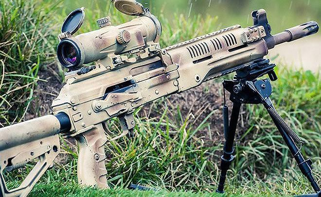 Dự án về súng trung liên được phát triển từ rất sớm nhưng do hạn chế về khoa học kỹ thuật không cho phép tạo ra loại vũ khí RPK-16 độc đáo mãi cho đến năm 2016.