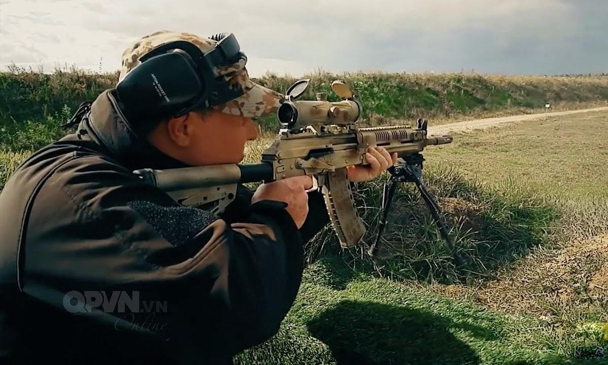 Các chuyên gia cho rằng, trong cuộc chiến hiện đại mỗi loại vũ khí với một tính năng là chưa đủ. Loại vũ khí đa năng có thể sử dụng với mục đích khác nhau trong các trường hợp khác nhau sẽ mang đến những lợi thế nhất định.