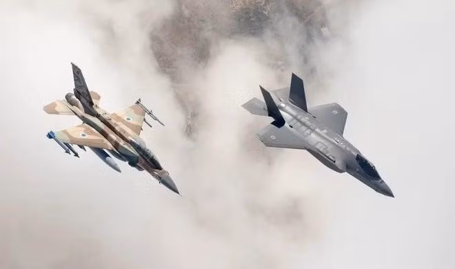 Đổi lại Nga cũng sẽ "nhắm mắt bỏ qua" việc Israel liên tục tấn công đồng minh Syria, cũng như ngăn cản quyền sử dụng S-300 của Damascus.