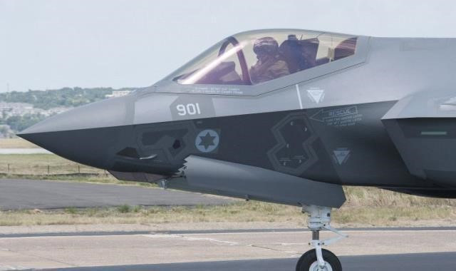 Với công nghệ tàng hình vượt trội, và nếu Nga không dùng radar cảnh giới của S-400 để hỗ trợ, thì gần như chắc chắn F-35 Israel sẽ dễ dàng qua mặt hệ thống S-300 của Syria.