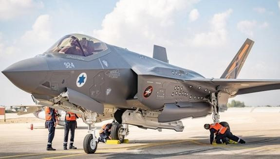 Israel là quốc gia ngoài Mỹ có số lượng chiến đấu cơ thế hệ thứ 5 F-35 nhiều nhất với số lượng khoảng 30 chiếc.