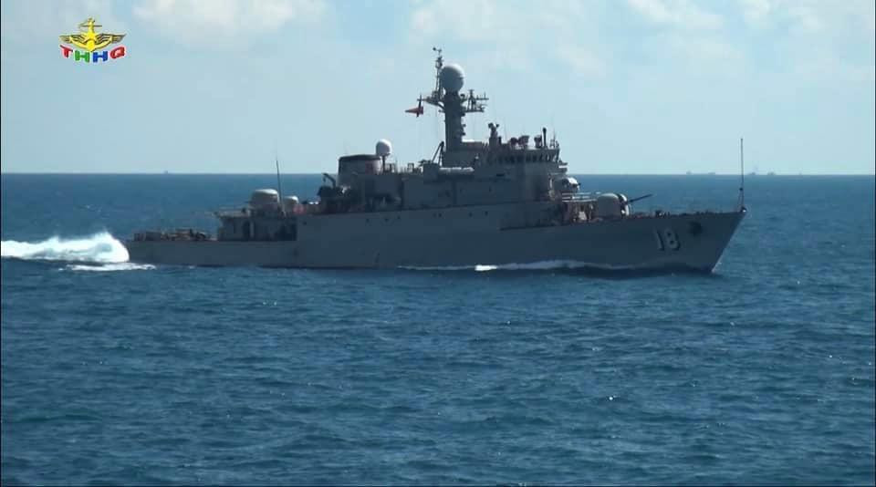 Hình ảnh này đã gây bất ngờ lớn, đó là các ống phóng KT-184 phía sau đã được tháo bỏ, con tàu trở lại với chức năng ban đầu là tuần tra và chống ngầm.