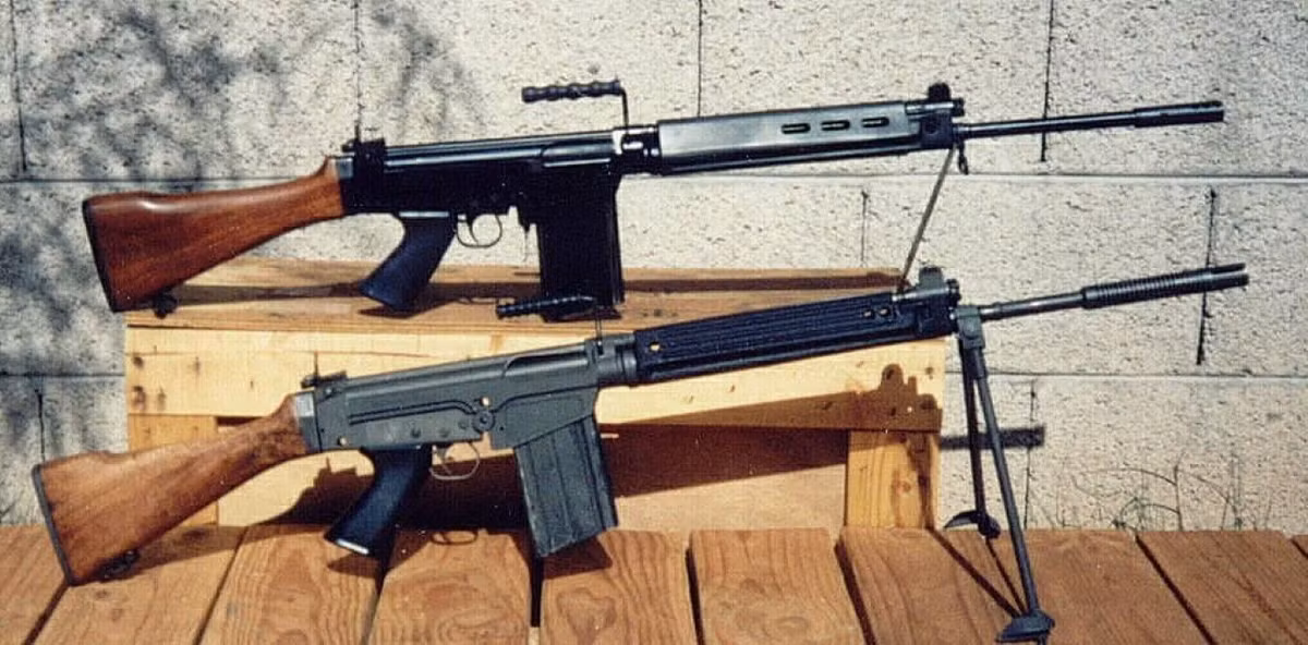 Cụ thể, tầm bắn tối đa của nó đạt tới 600 mét với gia tốc đầu đạn 840 mét/giây (cao hơn AK-47) và có tốc độ bắn 700 viên mỗi phút.