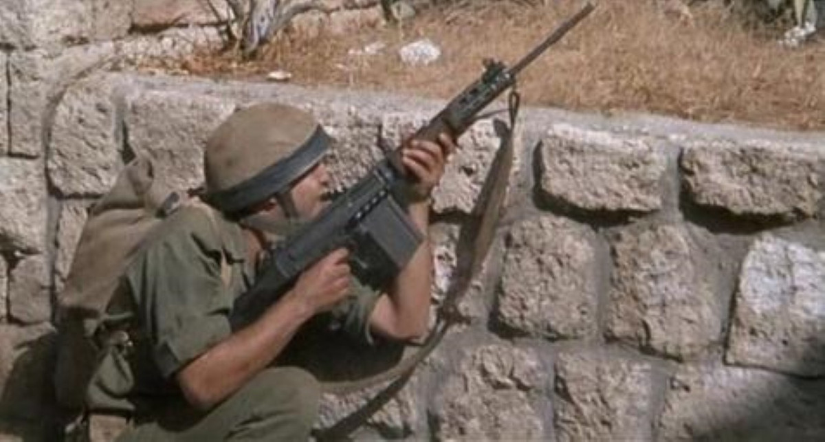 Dù không phải là súng trường tấn công mà chỉ là súng trường đối kháng, nó được coi là những súng trường cuối cùng với những chiến tích vang dội của đại gia đinh súng trường đối kháng có bề dày lịch sử đồ sộ.