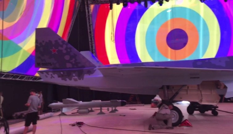 Theo dự kiến, chiếc chiến đấu cơ Su-59 hoặc Su-75 này sẽ chính thức được công bố vào ngày 20/7 tới đây - trong khuôn khổ triển lãm hàng không MAKS-2021.