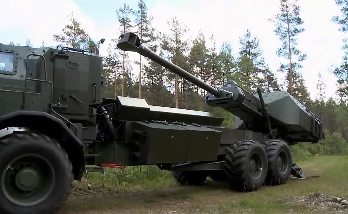 Pháo tự hành Archer có trọng lượng 30 tấn, sử dụng hệ thống kéo như một chiếc xe tải hạng nặng.