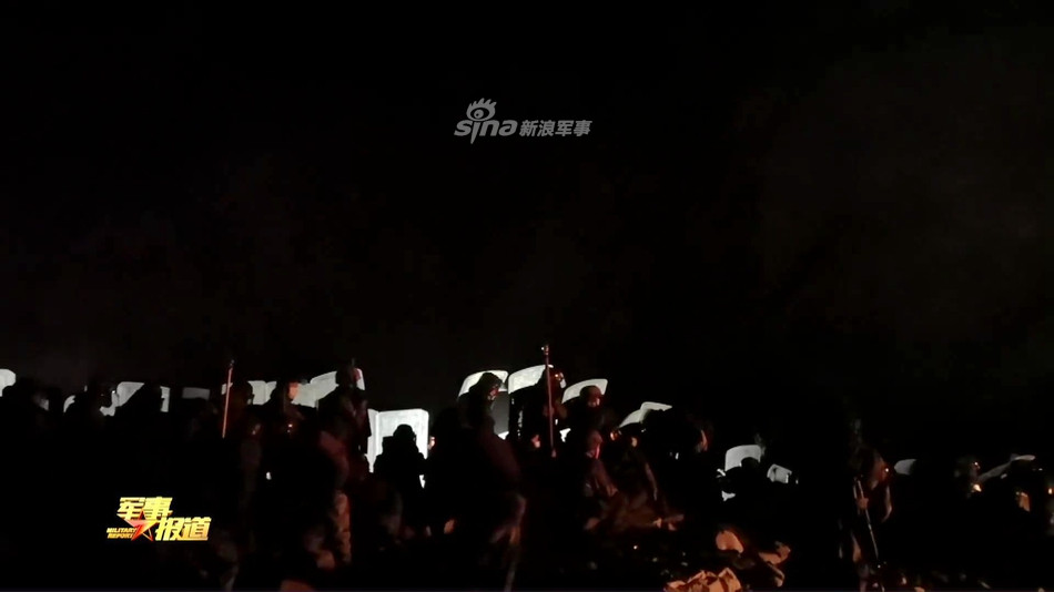 Những hình ảnh do đài CCTV cung cấp đã cho thấy tính chất nghiêm trọng trong cuộc xung đột "tay bo" giữa Trung Quốc và Ấn Độ. Theo phía công bố chính thức, tổng cộng có 4 lính Trung Quốc hy sinh trong vụ việc, trong khi con số đó ở phía Ấn Độ là 20 người. Nguồn ảnh: CCTV.