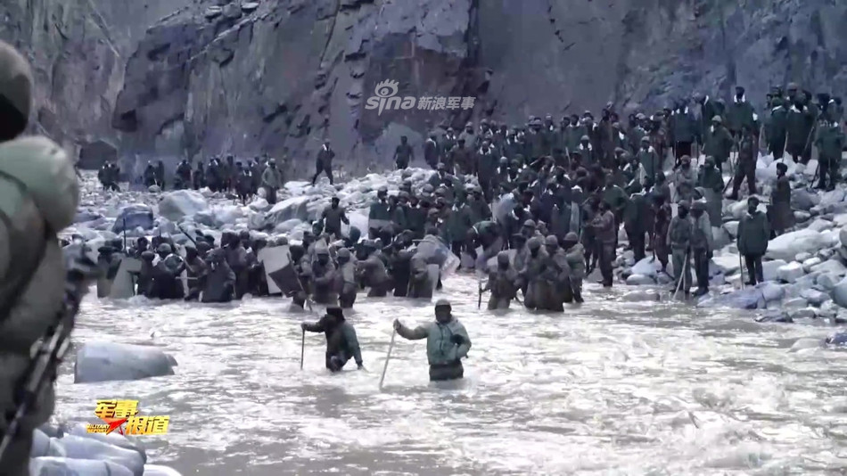 Sau khi Quân đội Trung Quốc công khai thừa nhận thương vong sau cuộc xung đột biên giới với Ấn Độ hồi cuối năm ngoái, đài truyền hình trung ương CCTV của nước này đã cho đăng tải những hình ảnh chi tiết về cuộc xung đột.